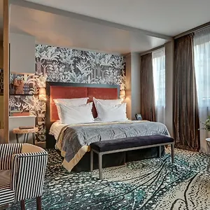 5* Hotel The One Alma