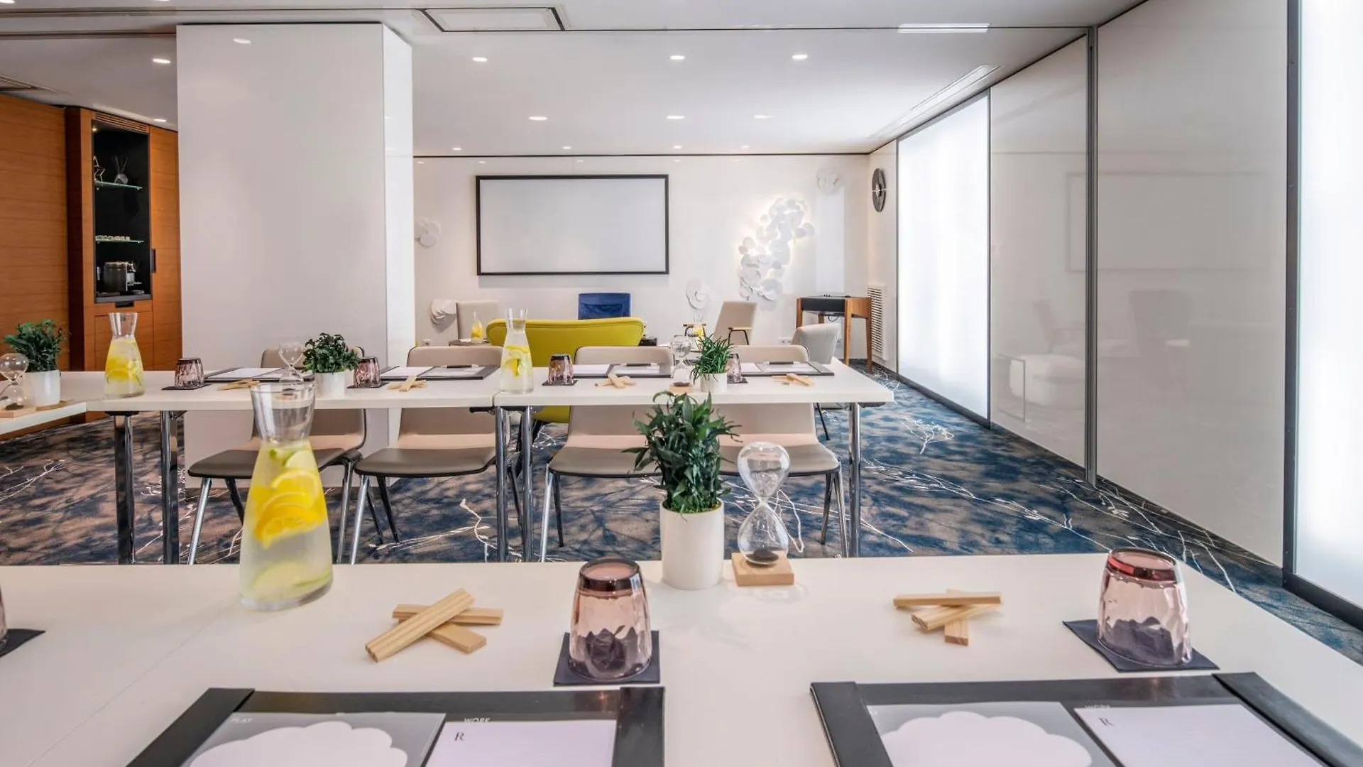 Renaissance Paris Republique Hotel & Spa