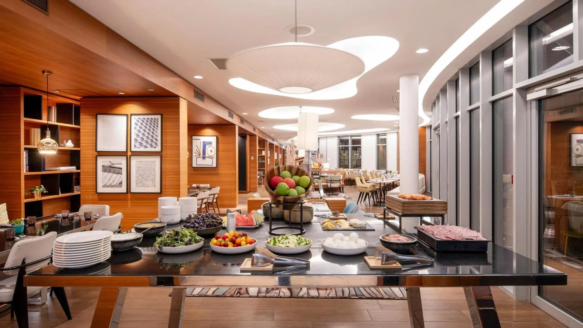 Renaissance Paris Republique Hotel & Spa 5*,  France