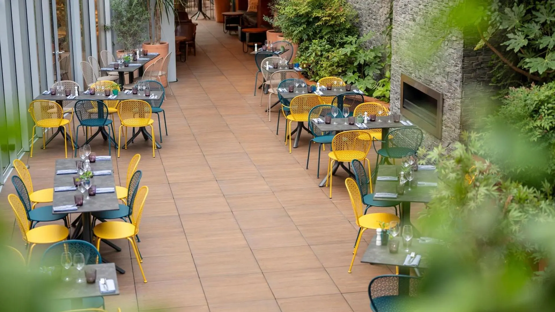 Renaissance Paris Republique Hotel & Spa 5*,  France