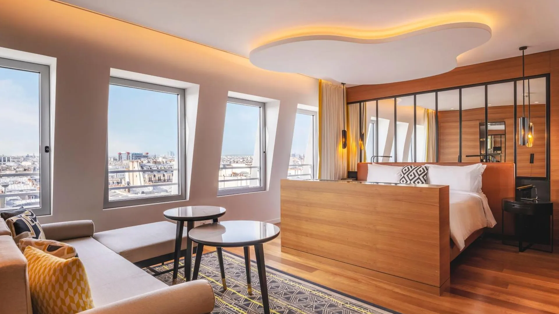 *****  Renaissance Paris Republique Hotel & Spa France
