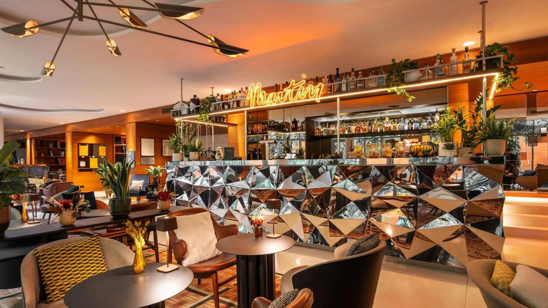 Renaissance Paris Republique Hotel & Spa