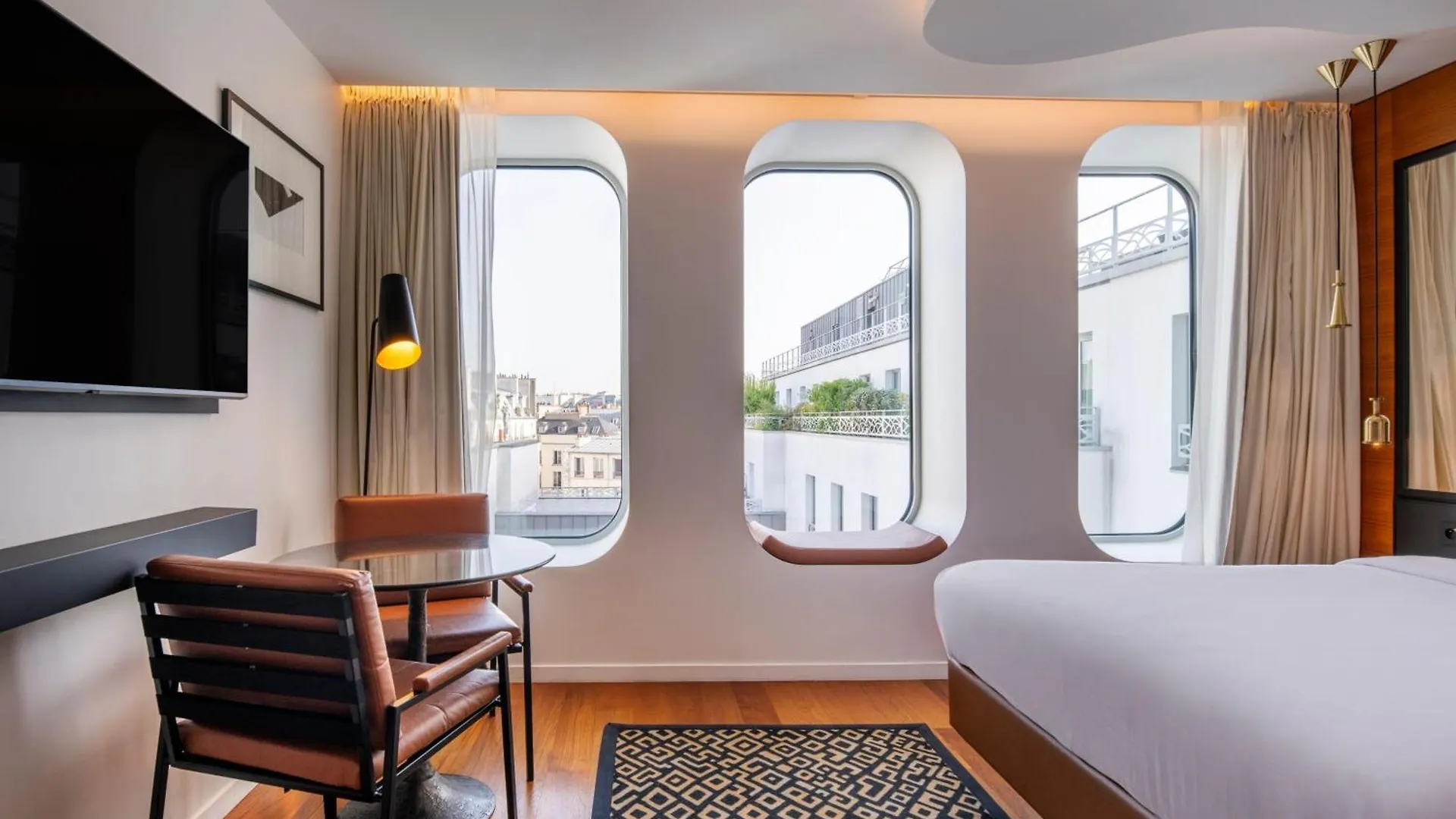 Renaissance Paris Republique Hotel & Spa