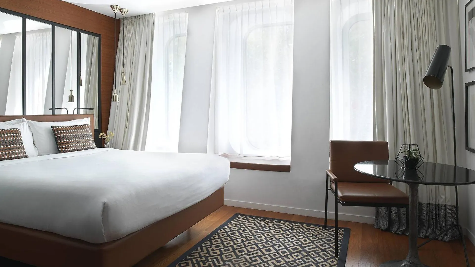 *****  Renaissance Paris Republique Hotel & Spa França